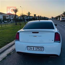 كرايسلر 300